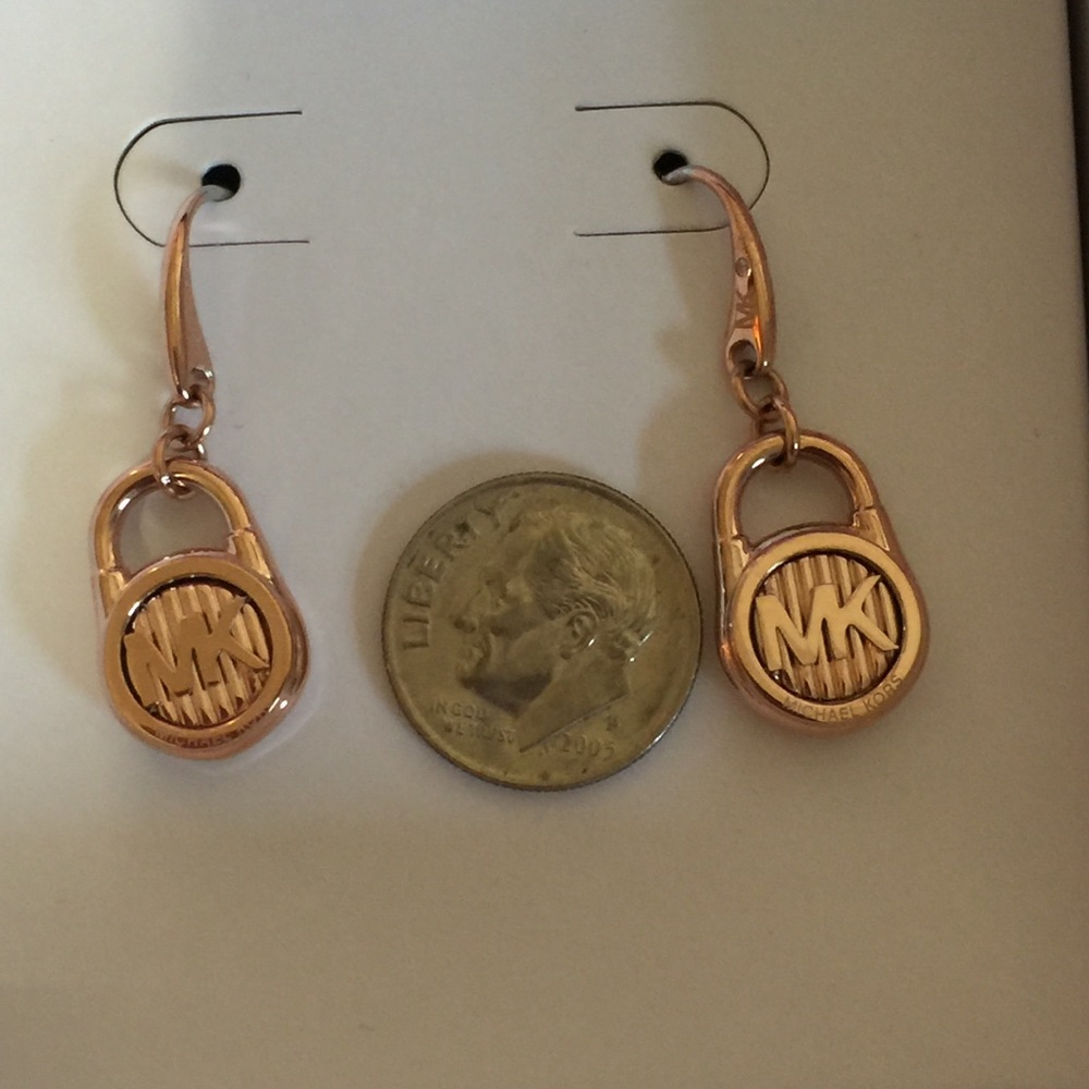 Michael Kors Authentic NIB hook earrings - Picture 6 of 8